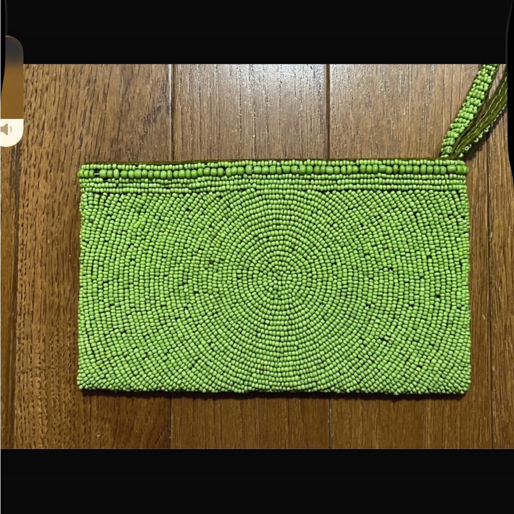 Beaded Green Wristlet Clutch with Wooden Accent - Picture 2 of 6